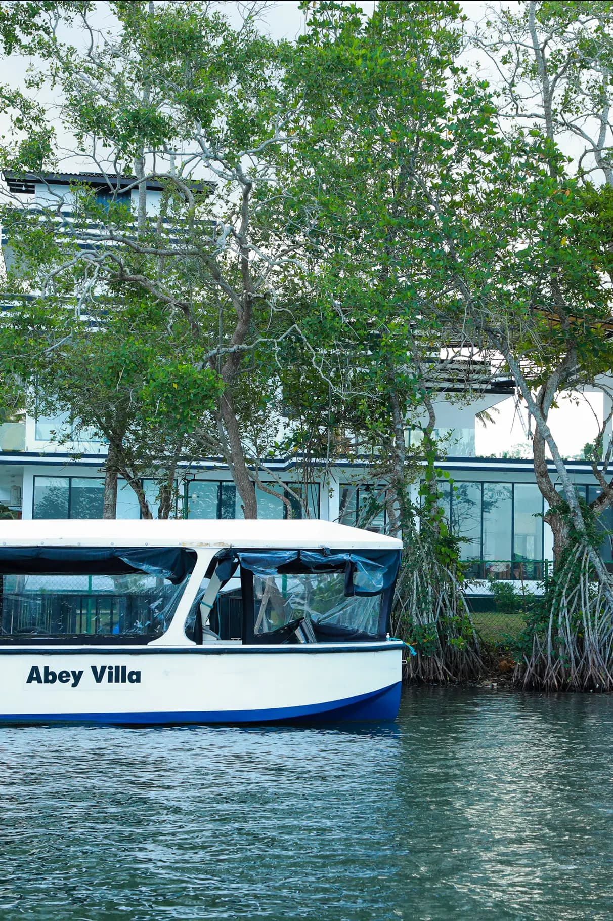 Abey Villa boat